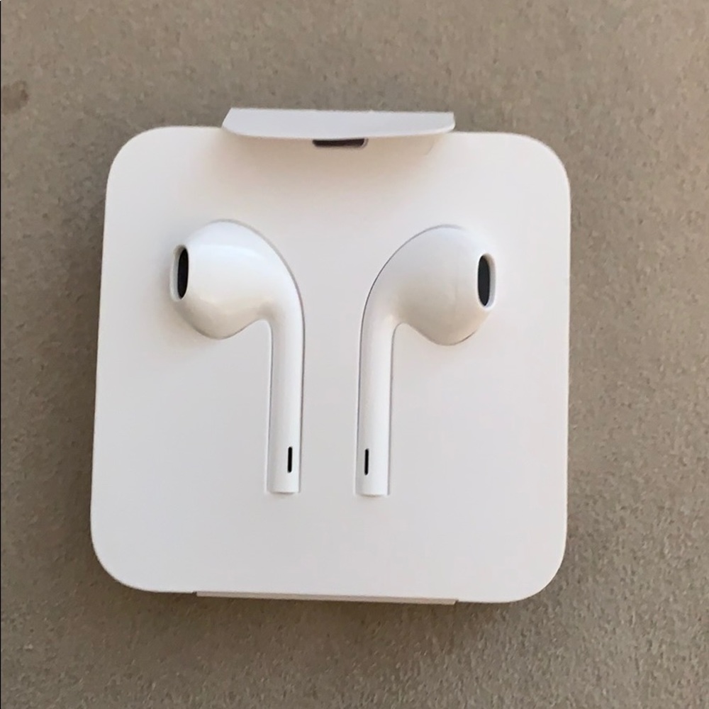 NWT Apple headphones built in lightning plug